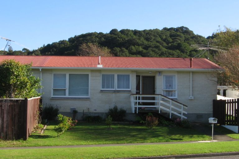 Photo of property in 2/31 Mohaka Street, Wainuiomata, Lower Hutt, 5014
