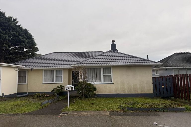 Photo of property in 87 Bell Street, Tawa, Wellington, 5028
