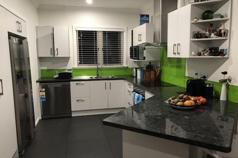 Photo of property in 21 Featherston Street, Takaro, Palmerston North, 4412