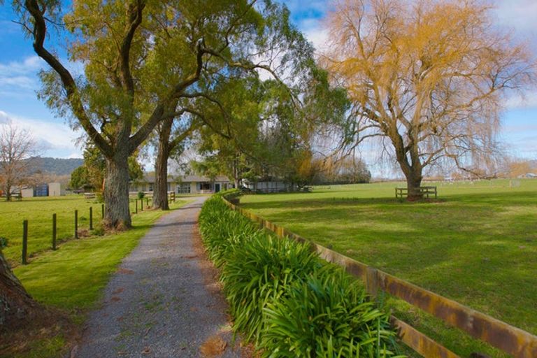 Photo of property in 166 Saint Kilda Road, Cambridge, 3493