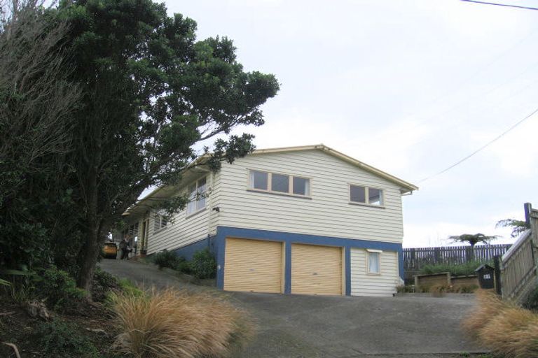 Photo of property in 27 Dominion Park Street, Johnsonville, Wellington, 6037