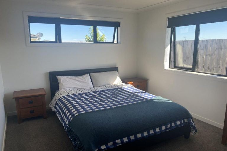 Photo of property in 21 Saint Michael Crescent, One Tree Point, 0118