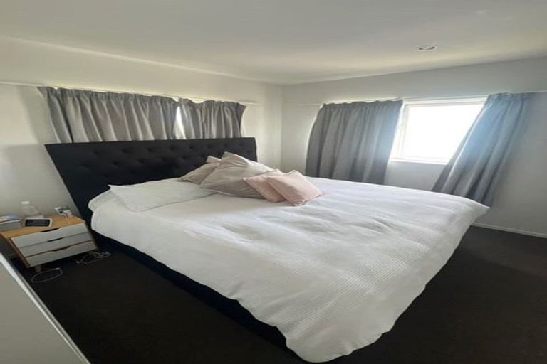 Photo of property in 29 Apple Orchard Way, Sunnyvale, Auckland, 0612