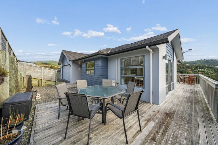 Photo of property in 6 Bluejacket Place, Whitby, Porirua, 5024