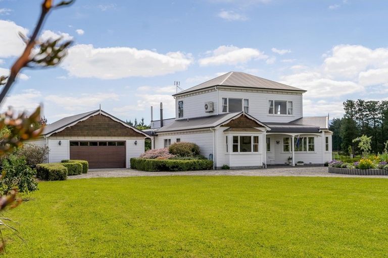 Photo of property in 308a Fabians Road, Morison Bush, Greytown, 5794