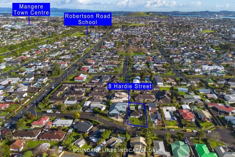 Photo of property in 8 Hardie Street, Mangere East, Auckland, 2024