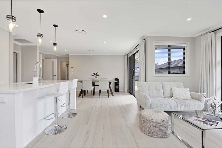 Photo of property in 2 Oderings Place, Huntington, Hamilton, 3210