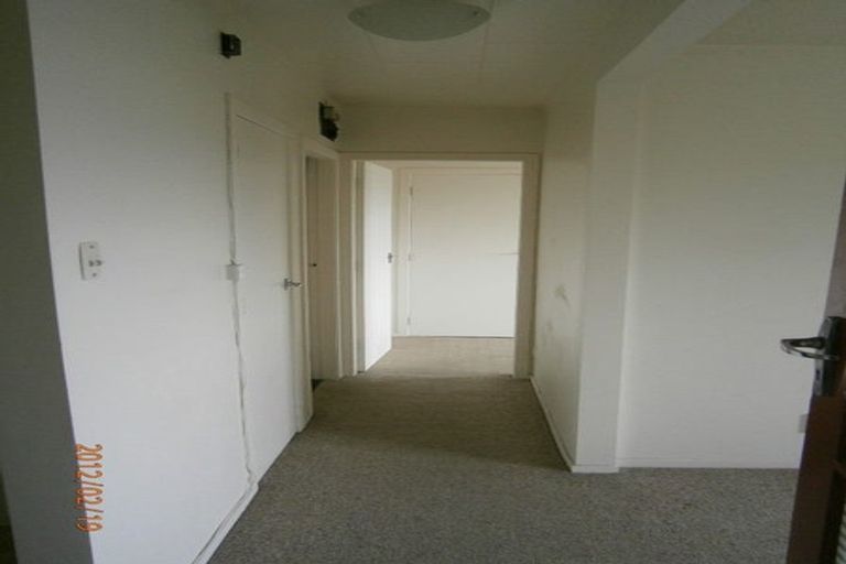 Photo of property in 2/82 Barnard Street, Wadestown, Wellington, 6012