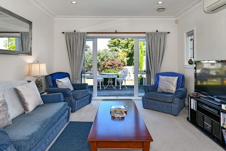Photo of property in 45 Paerata Road, Pukekohe, 2120