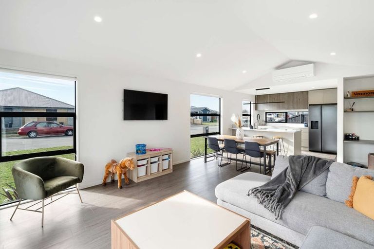 Photo of property in 18 Harrison Drive, Rolleston, 7614