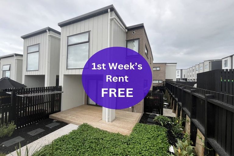 Photo of property in 54 Huri Street, Mangere Bridge, Auckland, 2022