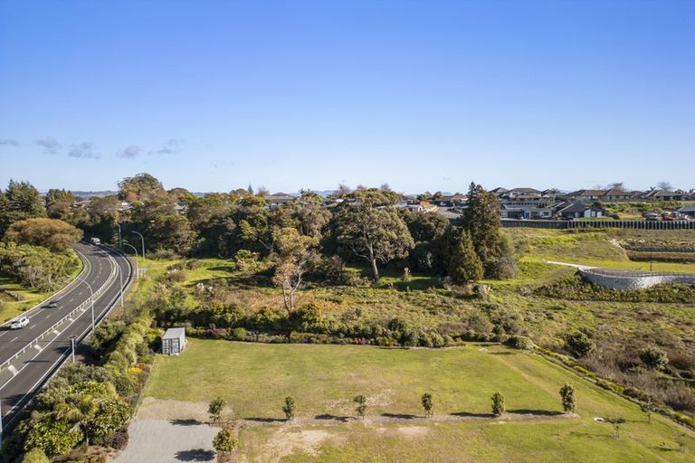 Photo of property in 126r State Highway 2 North, Bethlehem, Tauranga, 3110