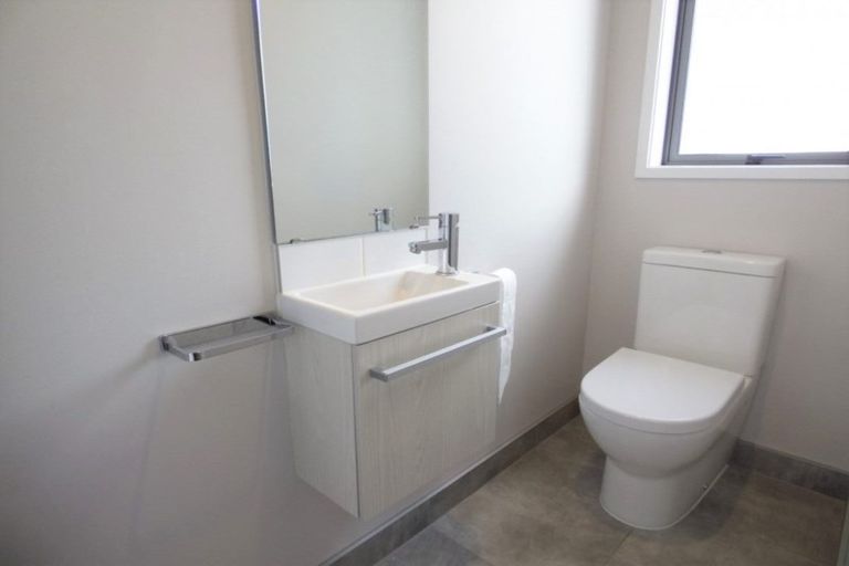 Photo of property in 120 Hobsonville Point Road, Hobsonville, Auckland, 0616