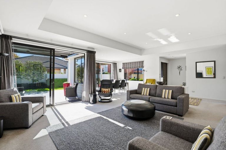 Photo of property in 9 Waterford Avenue, Northwood, Christchurch, 8051