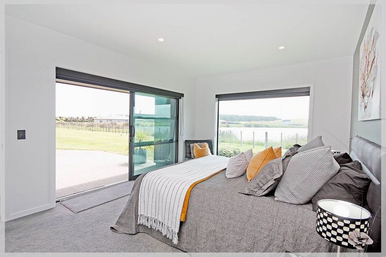 Photo of property in 16 Carex Grove, Foxton Beach, Foxton, 4815