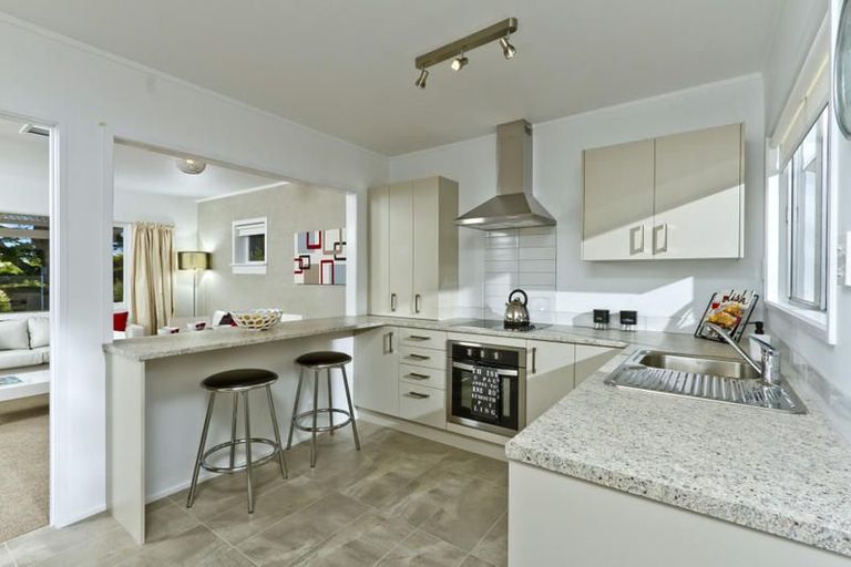 Photo of property in 1/4 Betsland Crescent, Hillcrest, Auckland, 0627