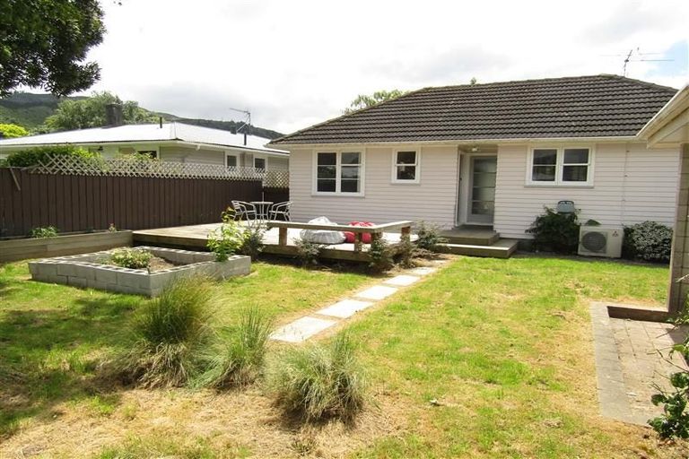 Photo of property in 39 Kiwi Street, Heretaunga, Upper Hutt, 5018