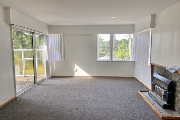 Photo of property in 14 Mcclintock Road, Massey, Auckland, 0614