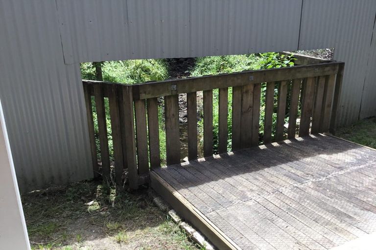 Photo of property in 12 Cosy Dell Road, North Dunedin, Dunedin, 9016