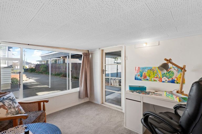Photo of property in 15 Whitehall Street, Mairehau, Christchurch, 8013