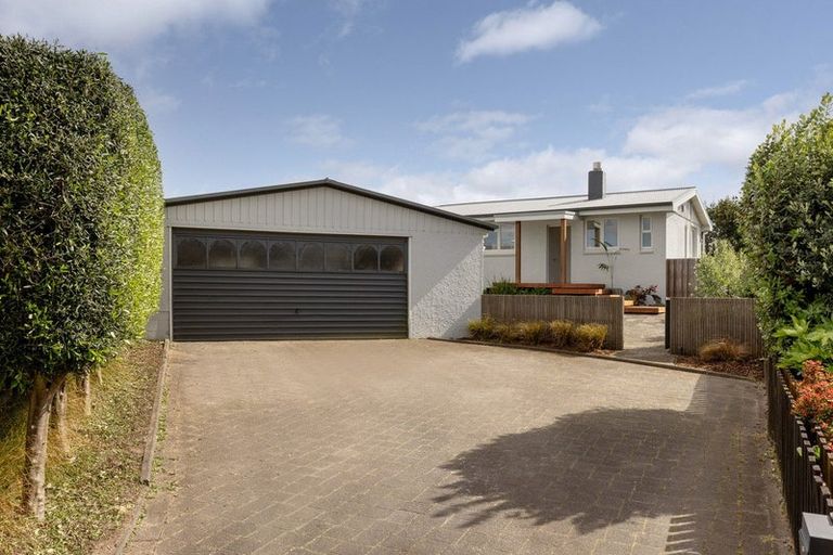 Photo of property in 13 Tupaea Place, Otumoetai, Tauranga, 3110