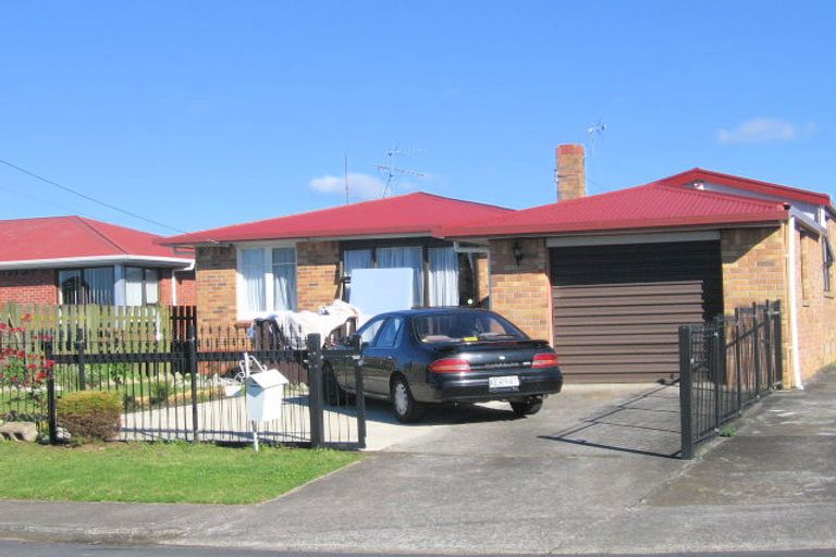 Photo of property in 1/6 Brooklyn Avenue, Papatoetoe, Auckland, 2025