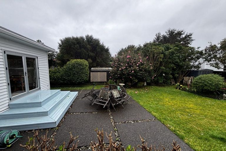 Photo of property in 115 Brooklands Road, Brooklands, New Plymouth, 4310