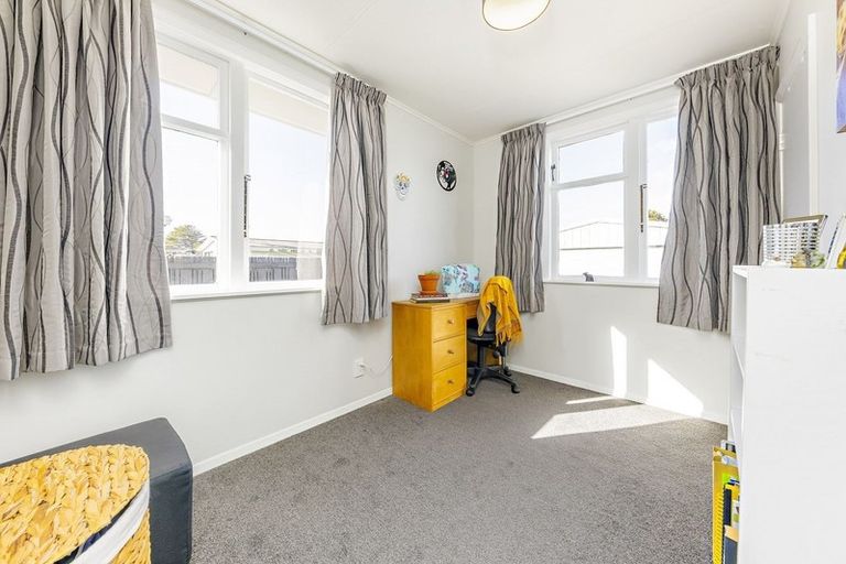 Photo of property in 45 Idlewild Avenue, Mangere, Auckland, 2022