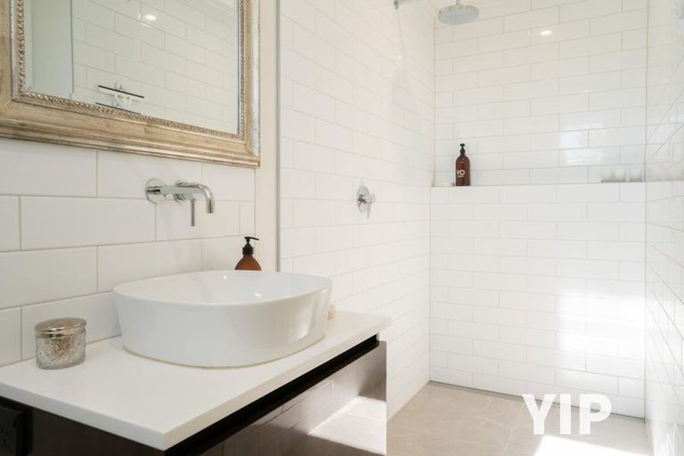 Photo of property in 33 Chesterton Street, Johnsonville, Wellington, 6037