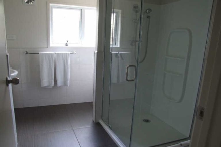 Photo of property in 2 Ormiston Road, Onerahi, Whangarei, 0110