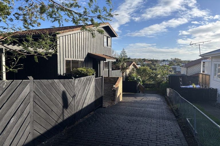 Photo of property in 27a Bay Street, Red Beach, 0932