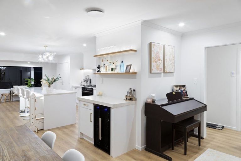 Photo of property in 1a Routly Avenue, Pukekohe, 2120