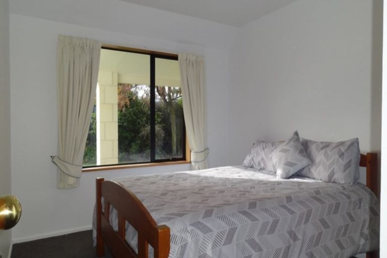 Photo of property in 14 Eders Road, Woodend, 7610