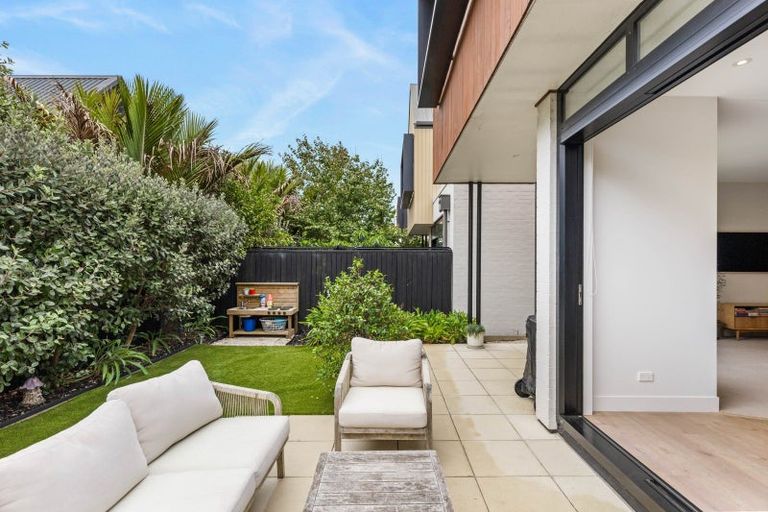 Photo of property in 10 Nevill Road, Hobsonville, Auckland, 0616