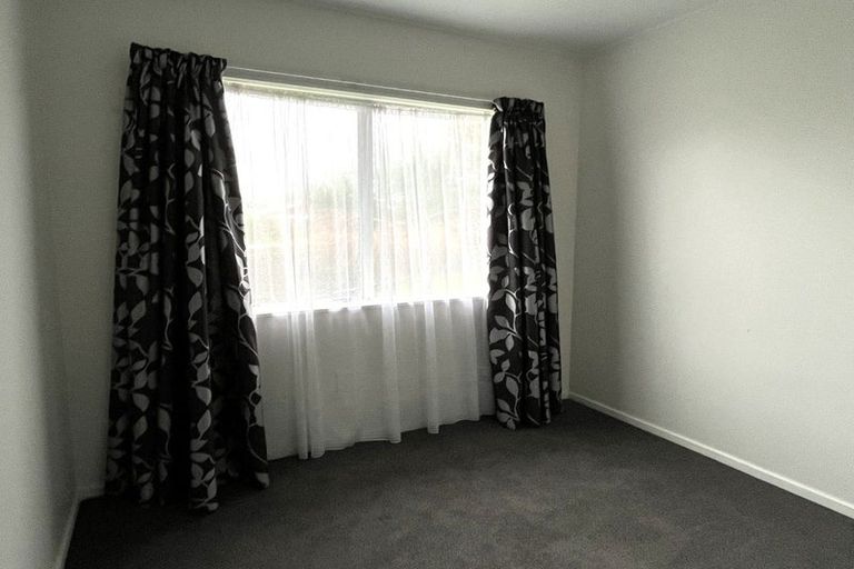 Photo of property in 4 Tasman Crescent, Carterton, 5713