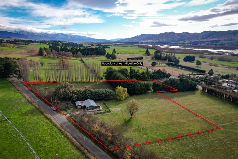 Photo of property in 34 Earthquake Road, Duntroon, Oamaru, 9494