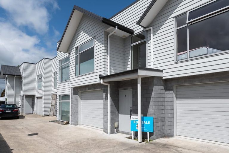 Photo of property in 215u5 Massey Street, Frankton, Hamilton, 3204