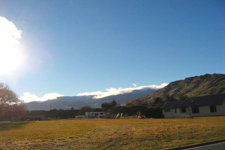 Photo of property in 29 Erskine Street, Lake Hayes, Queenstown, 9304