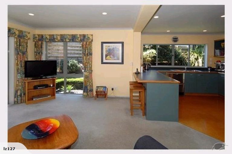 Photo of property in 11 Dallinger Street, St Andrews, Hamilton, 3200