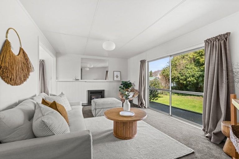 Photo of property in 9 Whitby Crescent, Flaxmere, Hastings, 4120