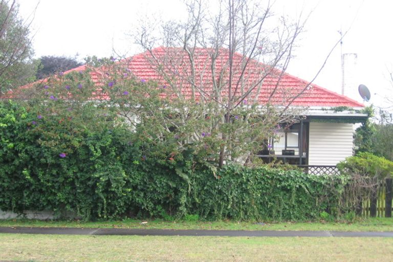 Photo of property in 2/59 East Street, Papakura, 2110