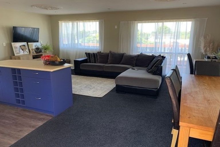 Photo of property in 12 Montana Place, Dinsdale, Hamilton, 3204