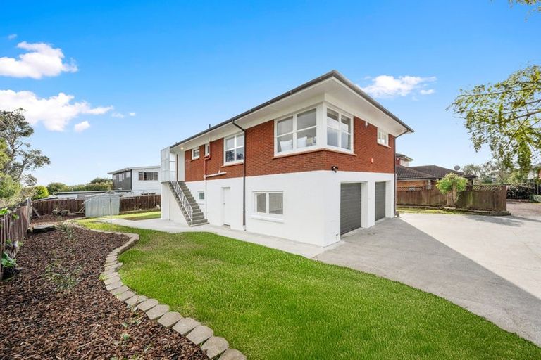 Photo of property in 17a Gulf Crest, Bucklands Beach, Auckland, 2012