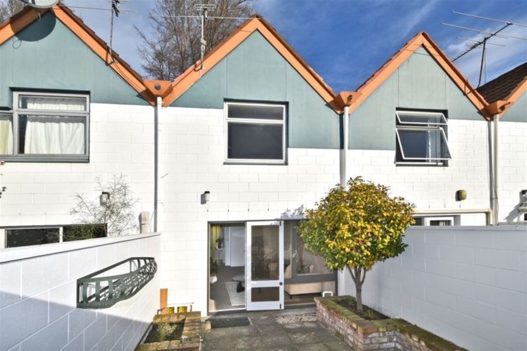 Photo of property in 3/265 Worcester Street, Christchurch Central, Christchurch, 8011