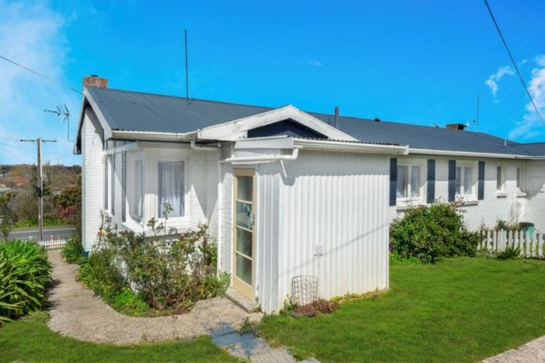 Photo of property in 90u2 Mahoe Street, Melville, Hamilton, 3206