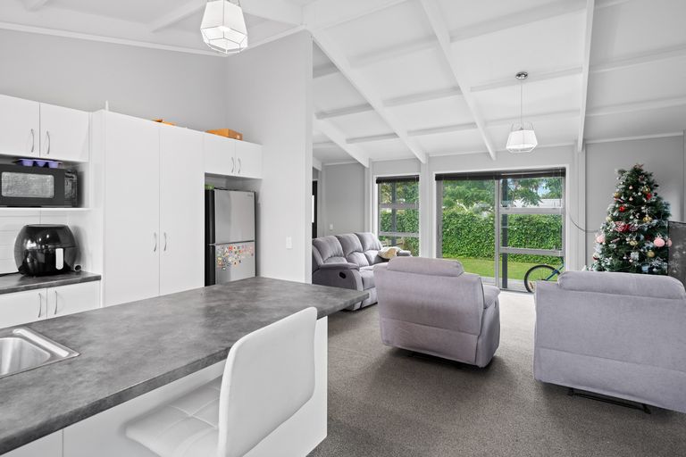 Photo of property in 9a Fraser Street, Masterton, 5810