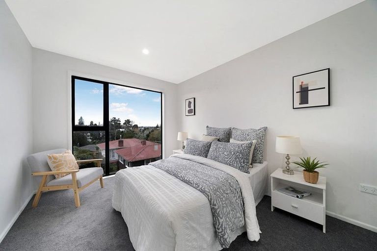 Photo of property in 6/1 Waters Place, New Lynn, Auckland, 0600
