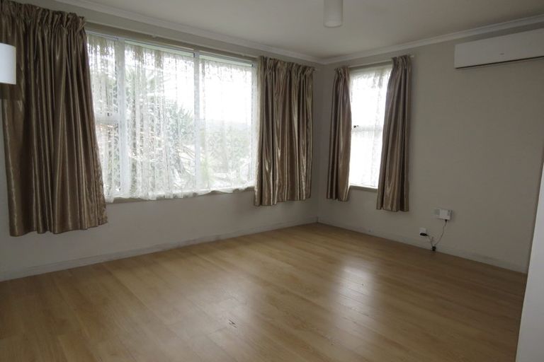 Photo of property in 53 Routley Drive, Glen Eden, Auckland, 0602