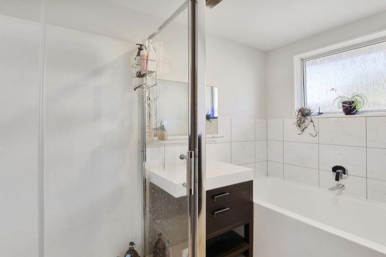 Photo of property in 2 Bayswater Crescent, Bromley, Christchurch, 8062