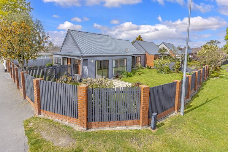 Photo of property in 1/75 Merrin Street, Avonhead, Christchurch, 8042